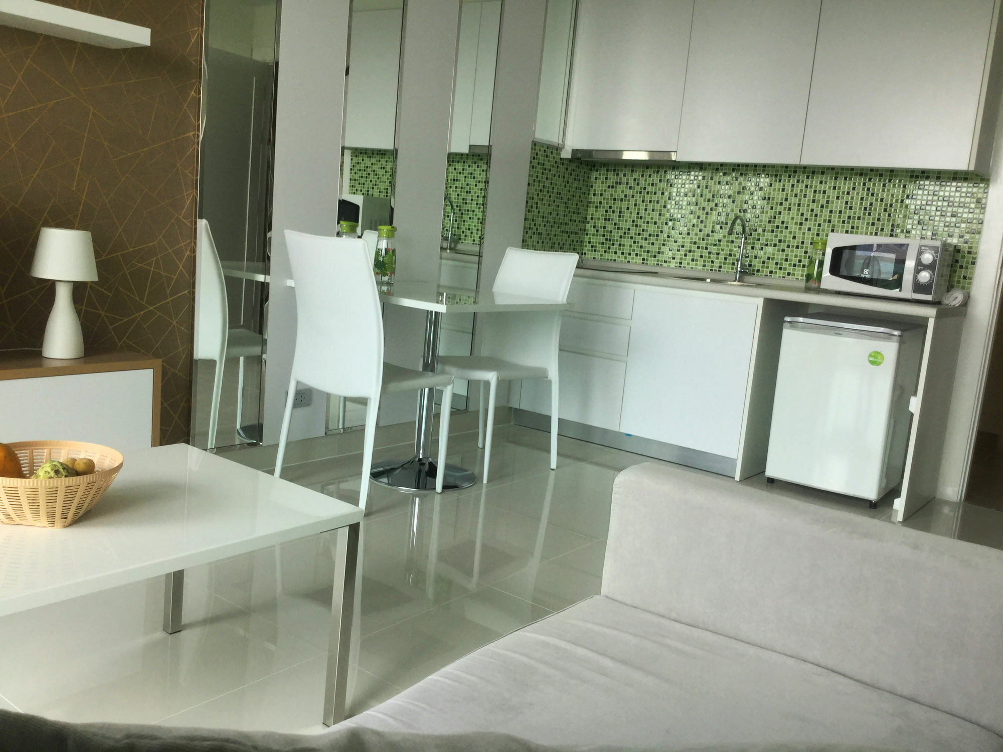 Amazon Residence By Pattaya Sunny Rentals Jomtien Beach Exterior foto